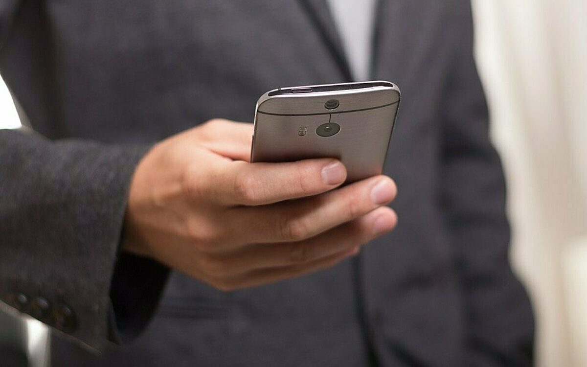 Telephone 586266 960 720 Telephone 586266 960 720